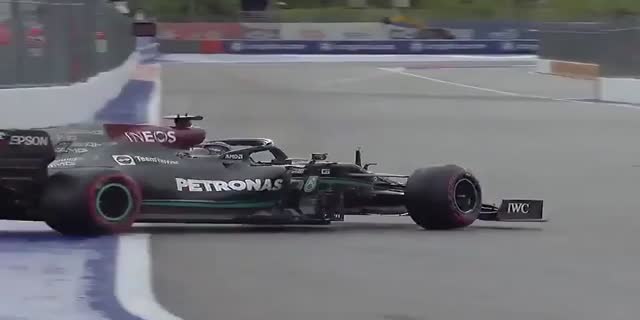 【見逃し配信】角田裕毅は何番手？F1第15戦ロシアGP予選ハイライト動画